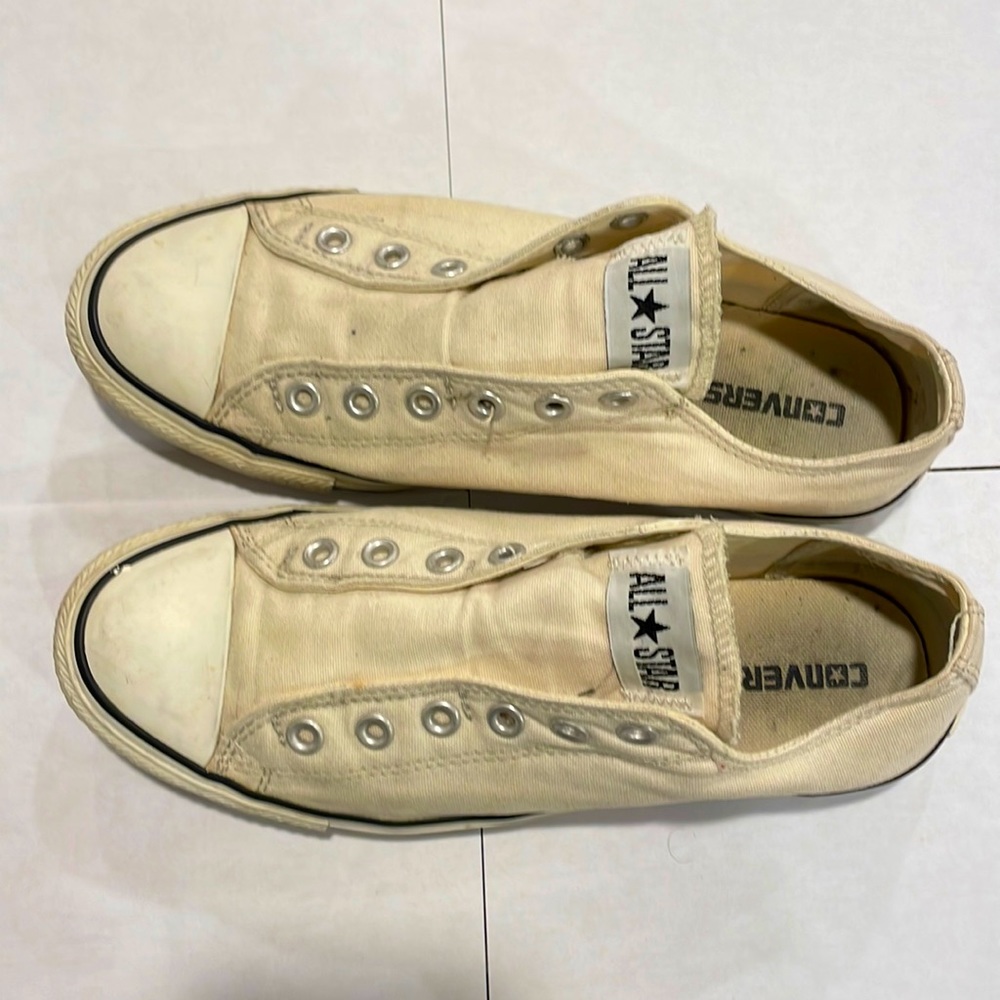 Converse all star cream color